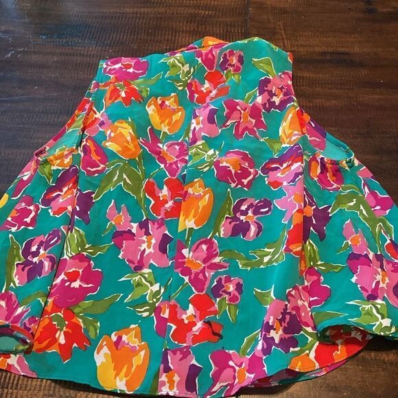 Vintage Gold Label Victoria's Secret Green Floral Top Medium - Picture 8 of 8